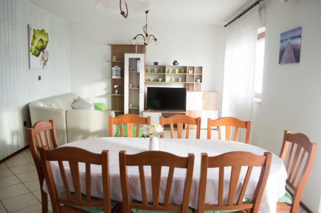 Apartments Vinka Podstrana Eksteriør billede